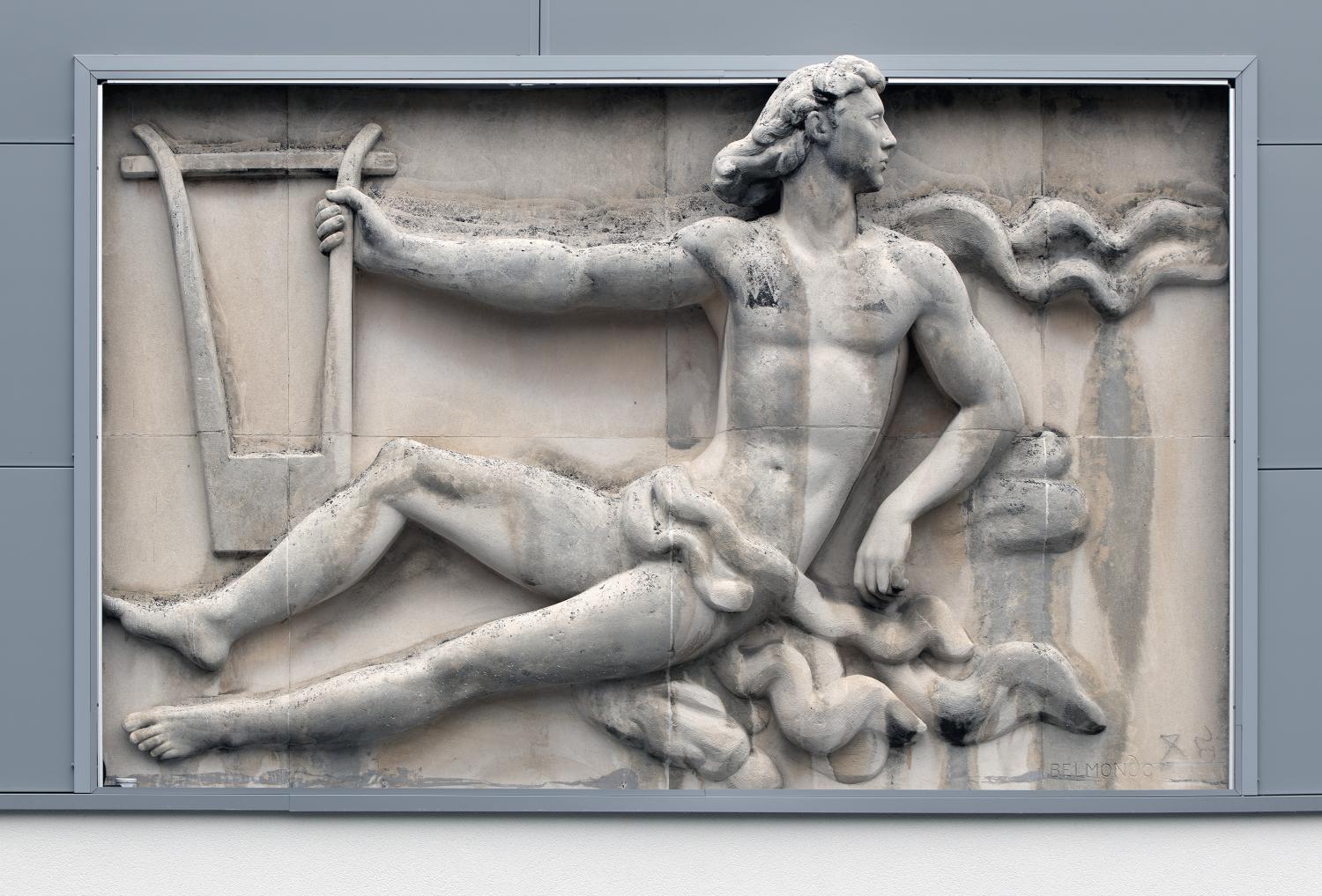 Haut-relief : Apollon (?)