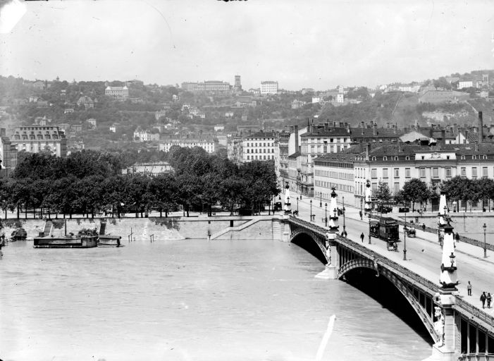 Pont Galliéni, anciennement pont du Midi