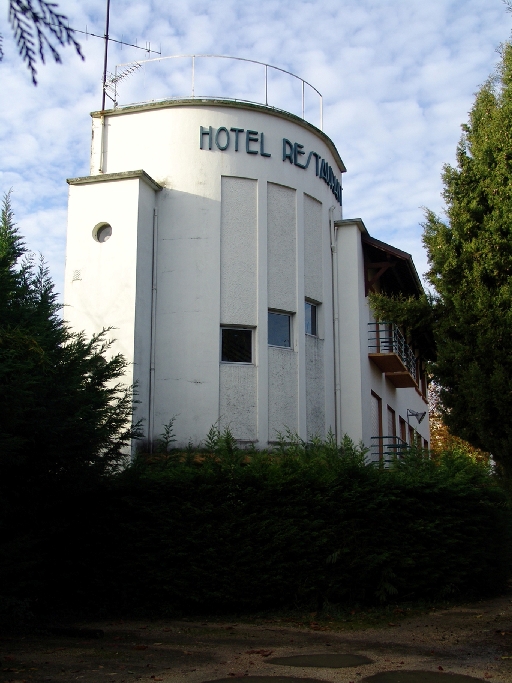 Maison, puis hôtel de voyageurs et restaurant, Les Platanes