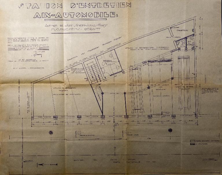 Garage de réparation automobile, actuellement usine de taille de matériaux de construction dite Marbrerie Tona