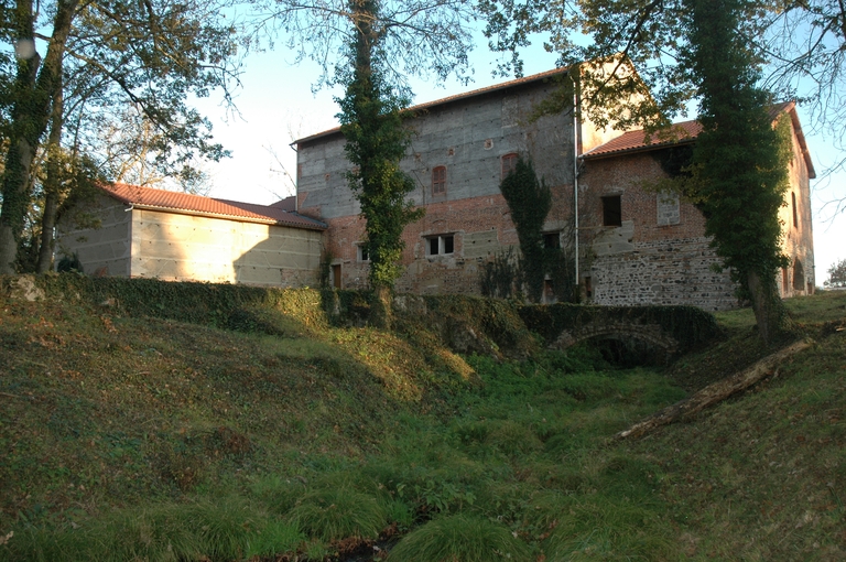 Ferme, moulin puis minoterie Moutot et scierie Gatier