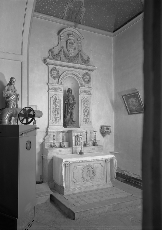 Ensemble des deux autels secondaires de la Vierge et de Saint-Roch