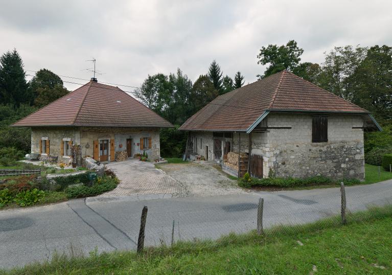 Ferme, moulin, fruitière, actuellement maison.