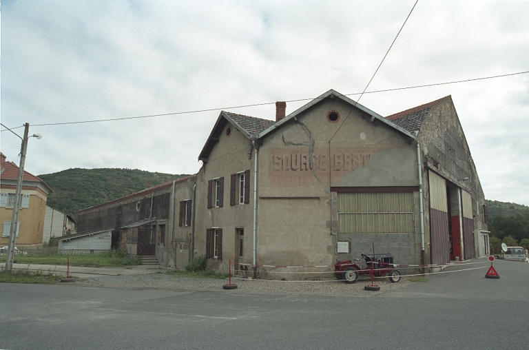 Usine de mise en bouteilles des eaux minérales, dite Etablissement des eaux de la société Bertrand