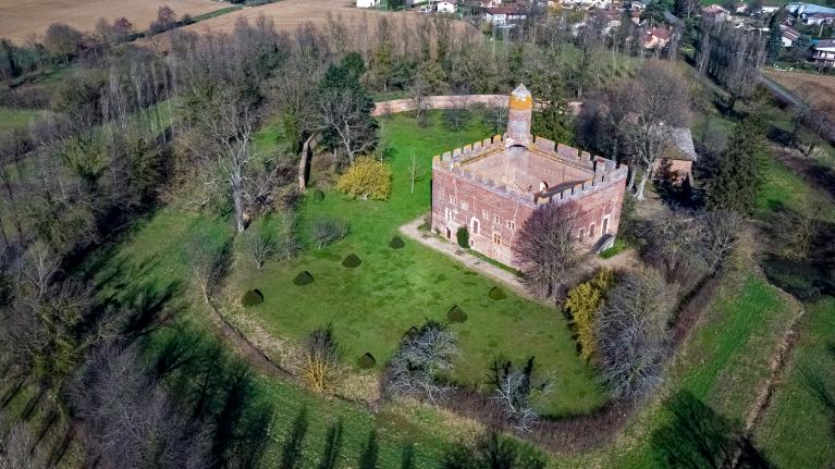 Maison forte dite château de Juis