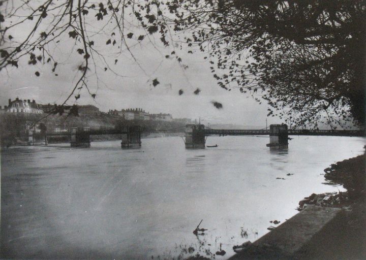 Pont Louis-Philippe, puis pont Saint-Clair, puis pont Vaïsse (détruit)