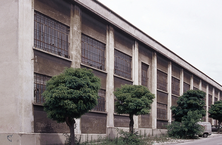 Usine d'impression sur étoffes dite indiennerie Sanial puis cartoucherie nationale actuellement Folimage et école du film d'animation la Poudrière