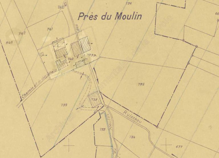 Moulin à farine Pavy puis Dubettier puis Sallié puis Pattefoz puis Miquet puis Lemoine puis Nicolloud actuellement logement