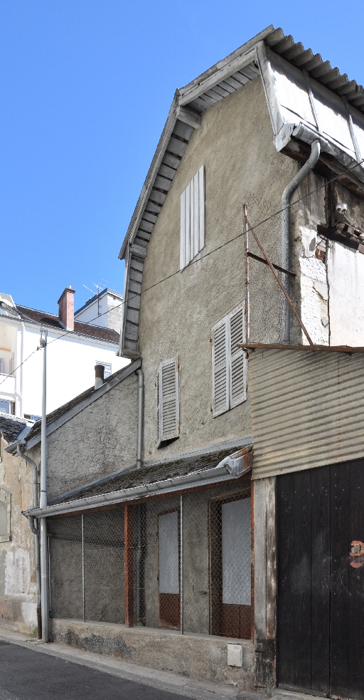 Atelier, puis entrepôt et logement