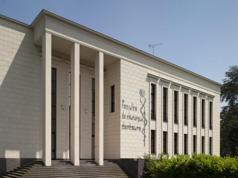 Hôtel-Dieu de Clermont-Ferrand : la faculté mixte de médecine et de  pharmacie - Inventaire Général du Patrimoine Culturel