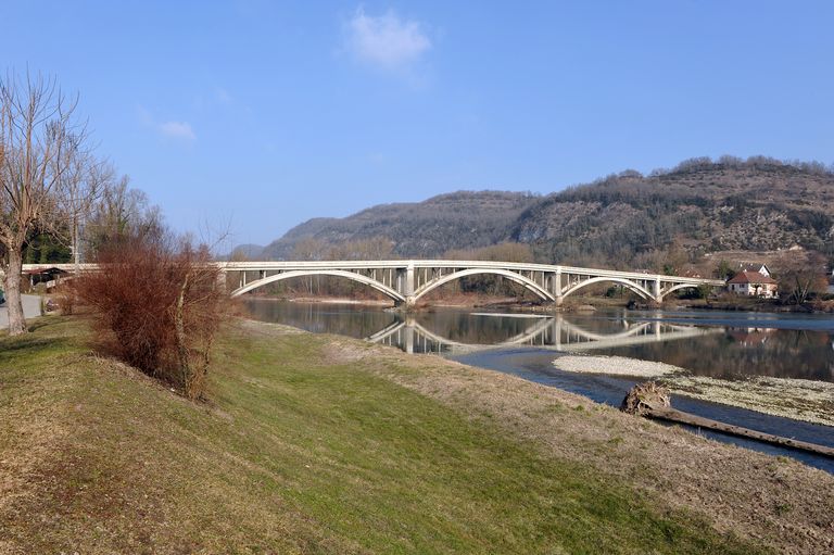 Pont routier de Lucey