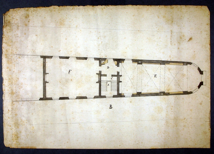 Collège de Tournon, puis école royale militaire, école centrale, collège communal, collège royal, lycée impérial, lycée de garçons, actuellement lycée Gabriel-Faure