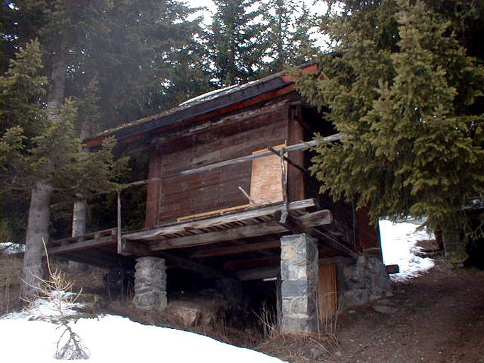 Maisons (chalets)