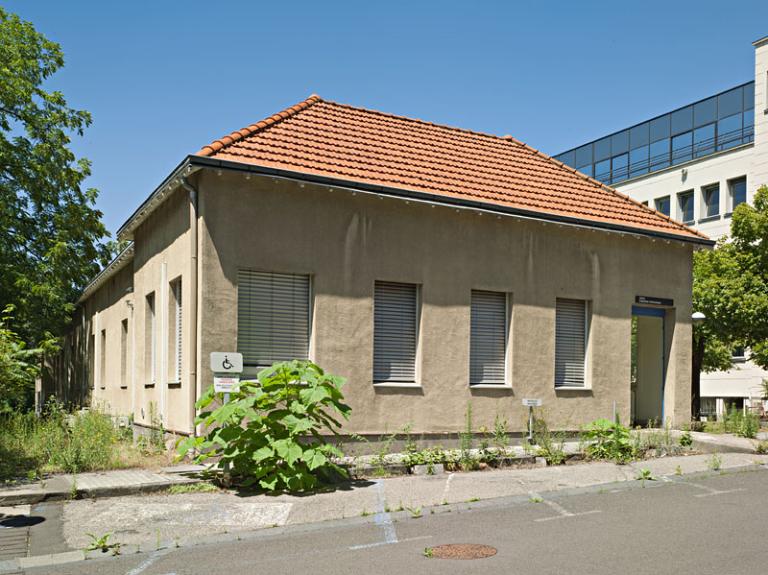 Hôtel-Dieu de Clermont-Ferrand : le pavillon des militaires et l'hôpital pour enfants