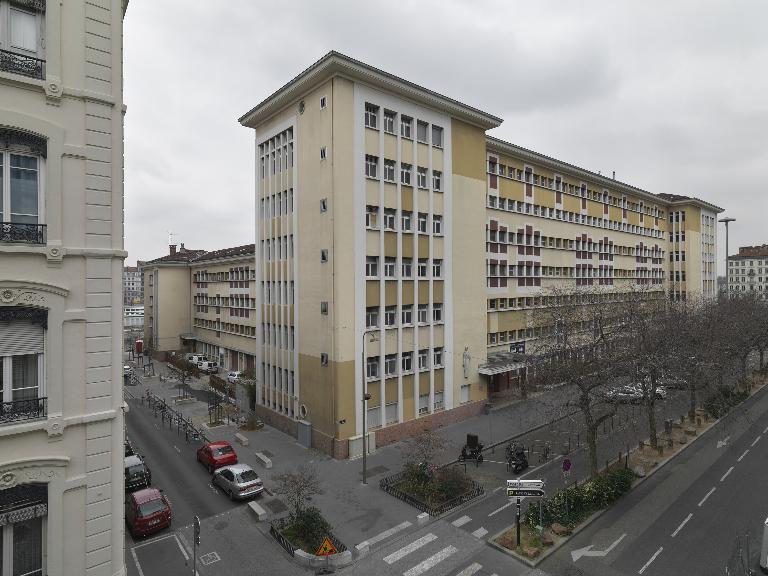 Collège moderne de jeunes filles, dit collège Juliette-Récamier, actuellement lycée Juliette-Récamier