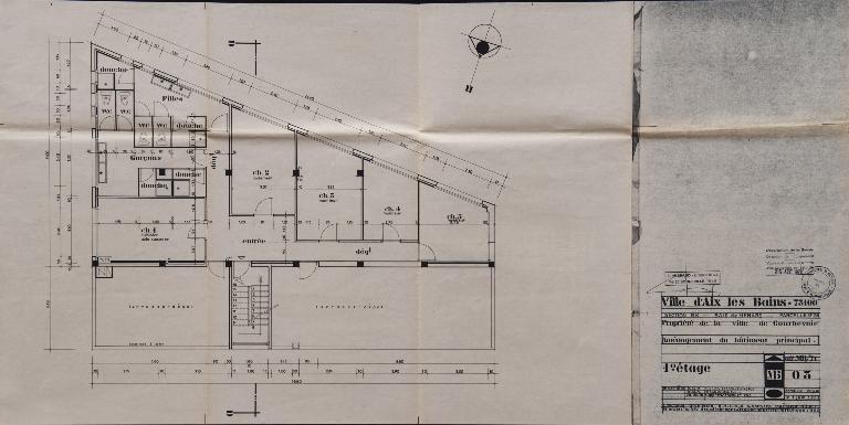 Ensemble de construction navale, dit Chantier naval Sarde, puis centre de loisirs, dit colonie de Courbevoie, actuellement boulodrome, dit Les Courlis