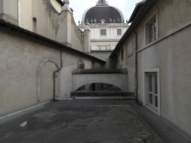 Hôtel-Dieu dit hôpital du Pont du Rhône puis hôtel-Dieu de Notre-Dame de Pitié du Pont du Rhône, Hôpital général, Grand Hôtel-Dieu