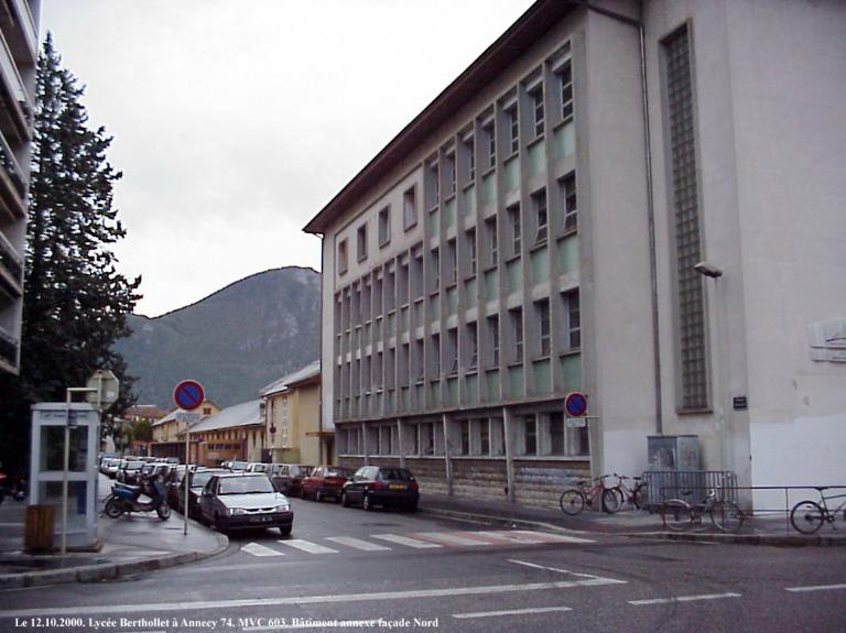 Lycée de garçons, actuellement Lycée Claude-Louis-Berthollet