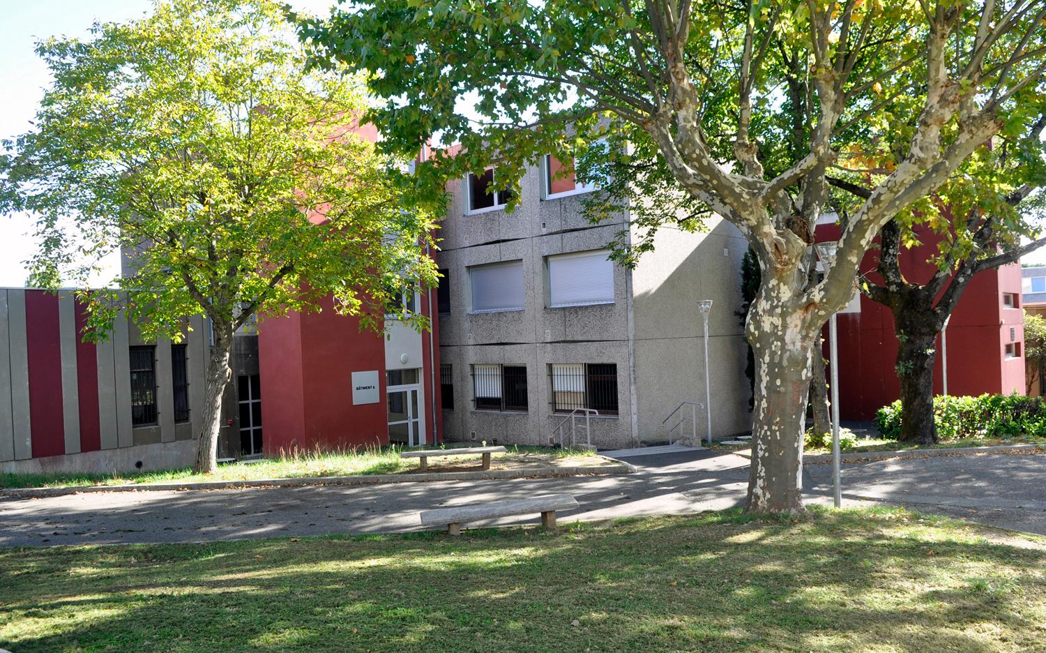 Collège national technique et moderne de garçons, actuellement lycée polyvalent Astier