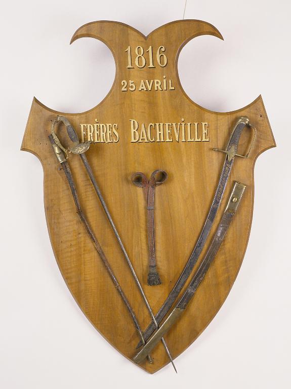 panoplie d' armes (épée, sabre), des frères Bacheville