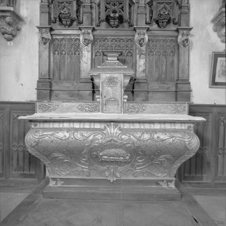 Ensemble de l'autel de la Vierge : autel, gradin, tabernacle (ancien maître-autel)