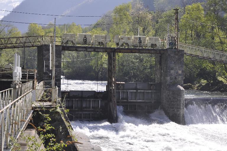 centrale et barrage des Roberts, basse vallée de la Romanche