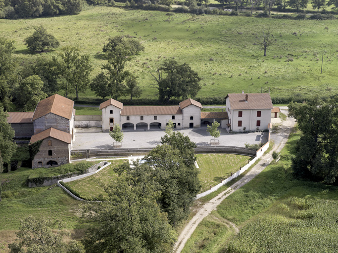 Ferme, moulin puis minoterie Moutot et scierie Gatier