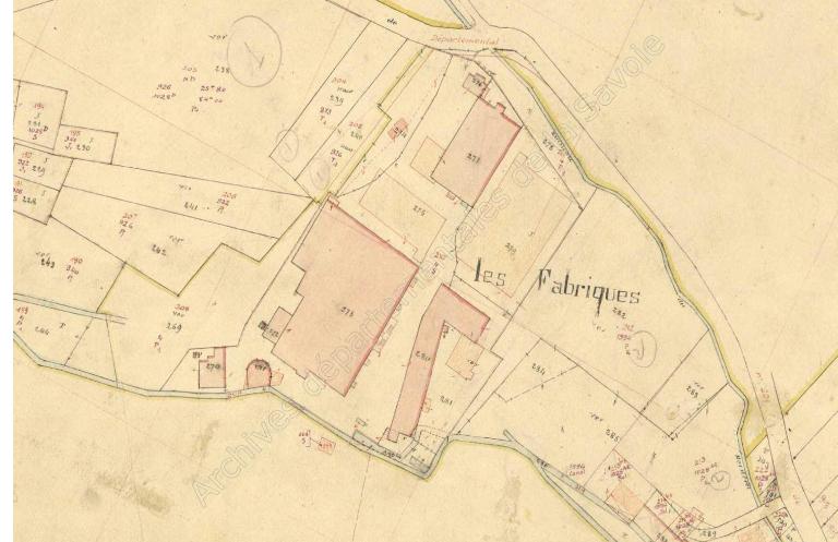 Forges Delescheraines puis tissage de soie puis fabrique de luminaires dites "Les Fabriques" actuellement sans affectation