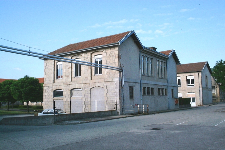 Usine d'armes dite manufacture Royale d'armes de Saint-Etienne puis GIAT Industrie actuellement cité du Design