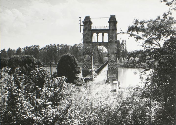 Pont routier de Groslée