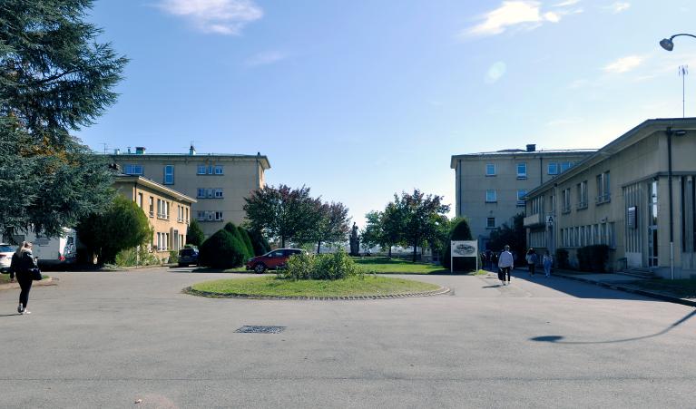 Ecole nationale professionnelle de jeunes filles La Martinière, site de La Duchère, actuellement lycée d’enseignement général et technologique La Martinière-Duchère