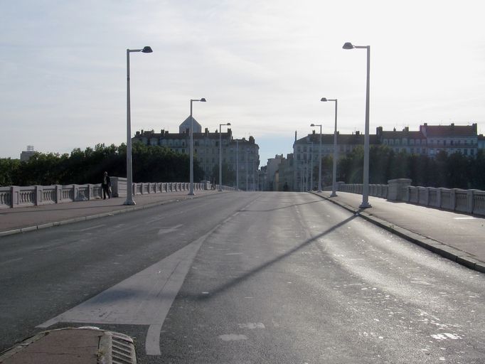 Pont de la Victoire, puis pont routier Wilson